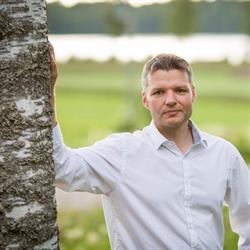 Traumapsykoterapeutti Juha Niemelä