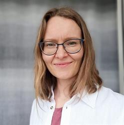Osteopaatti Eeva Järvenlaita
