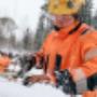 Pohja- ja perustustöiden asiantuntija Perustava toimii koko Suomen alueella. Yhtiö on perustettu Orimattilassa vuonna 2007.

Perustavan kokonaispalvelu koostuu perustusten rakennesuunnittelusta ja niiden ammattitaitoisesta toteutuksesta. Saat rakennushankkeesi pohja- ja perustustyöt samalta toimijalta aina nollakorkoon saakka. Lue lisää Perustava Nollakorko -palvelusta osoitteessa nollakorko.perustava.fi

Toteutamme perustuksia säällä kuin säällä, ympäri vuoden ja ympäri Suomen. Yli 40 000 perustuksen kokemuksella tiedämme, miten rakennusprojektin maatyöt perustuksineen suunnitellaan ja toteutetaan fiksusti.

Minkä teemme, sen suunnittelemme. Kokonaistoimitukseemme sisältyy perustuksiin liittyvät suunnittelut. Asianmukaisesti laadittu maaperätutkimus määrittää perustustavan ja mahdollistaa rakenteiden optimaalisen suunnittelun. Tällä saadaan aikaan laadukas lopputulos sekä selkeitä kustannussäästöjä.

Osa betonirakenteista suunnitellaan ja valmistetaan elementeiksi. Hämeenlinnan Lammilla sijaitsevalla tehtaalla valmistetut mittatarkat betonielementit kuljetetaan työmaille asennettavaksi. 

Perustava eKivi on yhtiön uusi, innovatiivinen tuote, jolla työmaalla rakentamiseen käytetty aika voidaan pudottaa vain tunteihin. Tämä tasalaatuinen tuote vähentää merkittävästi CO2-päästöjä ja mahdollistaa turvallisen talvirakentamisen. 

Perustava tarjoaa perustusratkaisut aina pientaloista projektirakentamisen suurkohteisiin kuten toimitiloihin ja kerrostaloihin. Tutkimme tontin, teemme maatyöt ja perustukset, asennamme väestönsuojat ja maanpinnan alapuoliset betonielementit. 

Tätä kaikkea on Perustava. Selkeät prosessit ja ammattitaitoinen henkilökunta mahdollistavat parhaan palvelun niin kotitalouksille kuin ammattirakentajille. Halutuimpana kumppanina suunnittelemme ja toteutamme elämän kestäviä kiviä kotien, kauppojen ja työpaikkojen perustaksi. 

Perustava toimittaa myös betonirunkoisia halleja ja muita toimitiloja. Yhtiö tarjoaa osaamistaan yhä enenevissä määrin myös ns