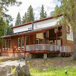 Kolin Lotus Cottages