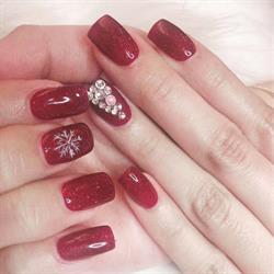 Vivian's Nails