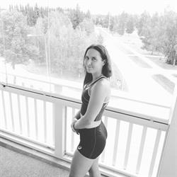 Urheiluhieroja Sanna Erkinheimo