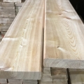 Lehtikuusi terassilauta 28x120 mm, AB-laatu, SHP