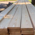Lehtikuusi terassilauta 28x145 mm, Premium-laatu, SHP