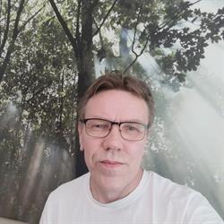 Kalevalainen jäsenkorjaaja Tmi Ari Huuskonen