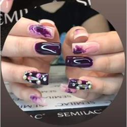 Daniela's Nails And Beauty