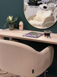 Salon Aurora