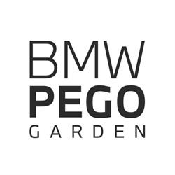 BMW PEGO Garden golf simulaattori
