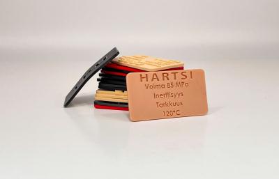 Materiaalit