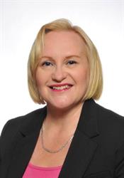 Elina Mäki, Kiinteistönvälittäjä LKV, kaupanvahvistaja, yrittäjä