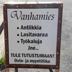 Vanhamies
