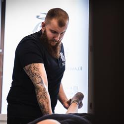 Koulutettu Hieroja Teemu Lehto