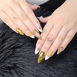 Viet Nails